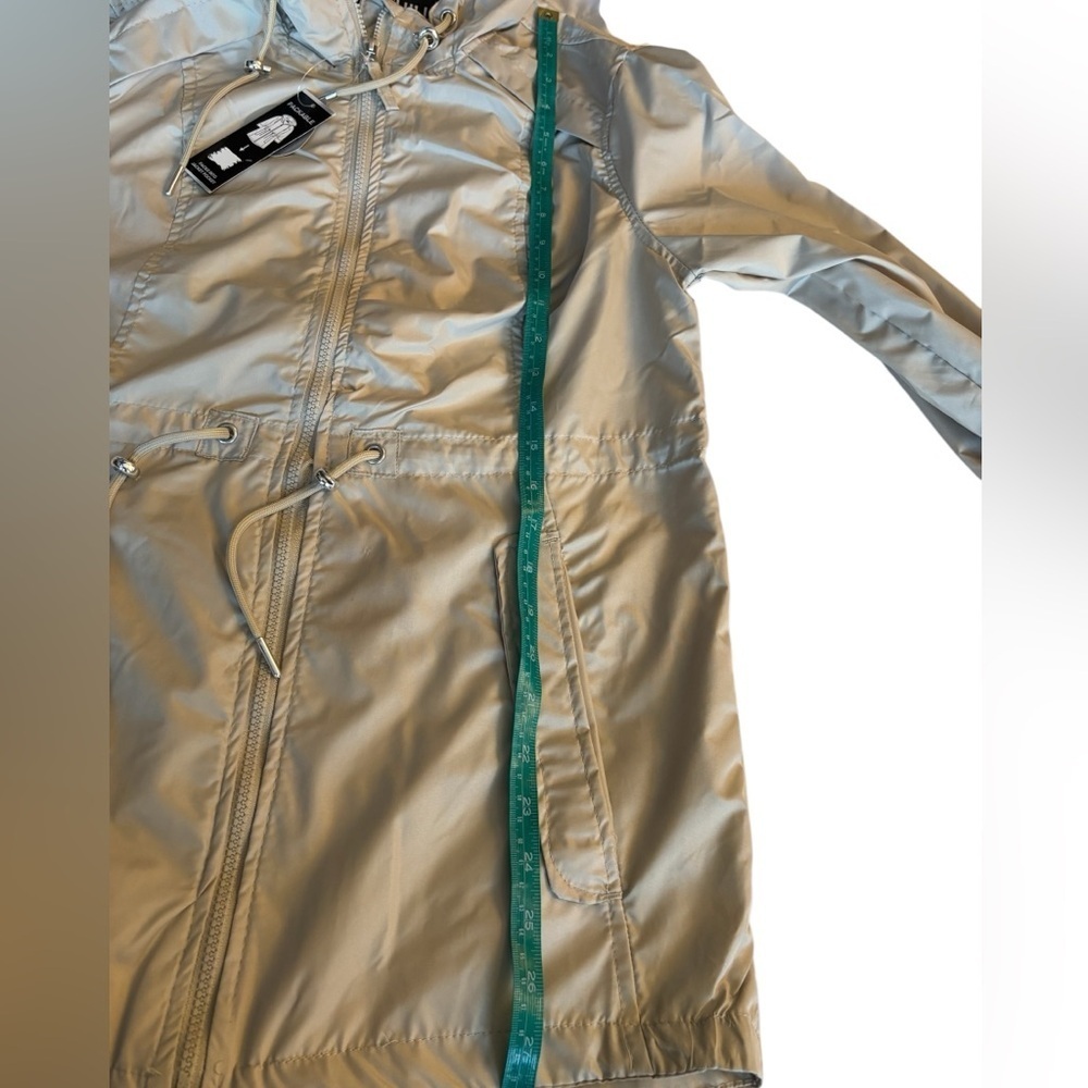 Big Chill Women's Beige Hooded Water Resist Windbreaker cinchwaist Jacket Small - Picture 6 of 16